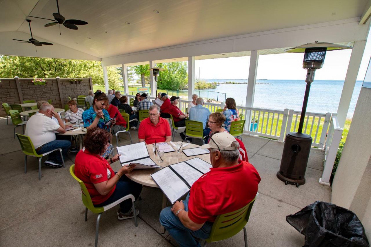Tawas Bay Beach Resort & Conference Center East Tawas Exterior foto